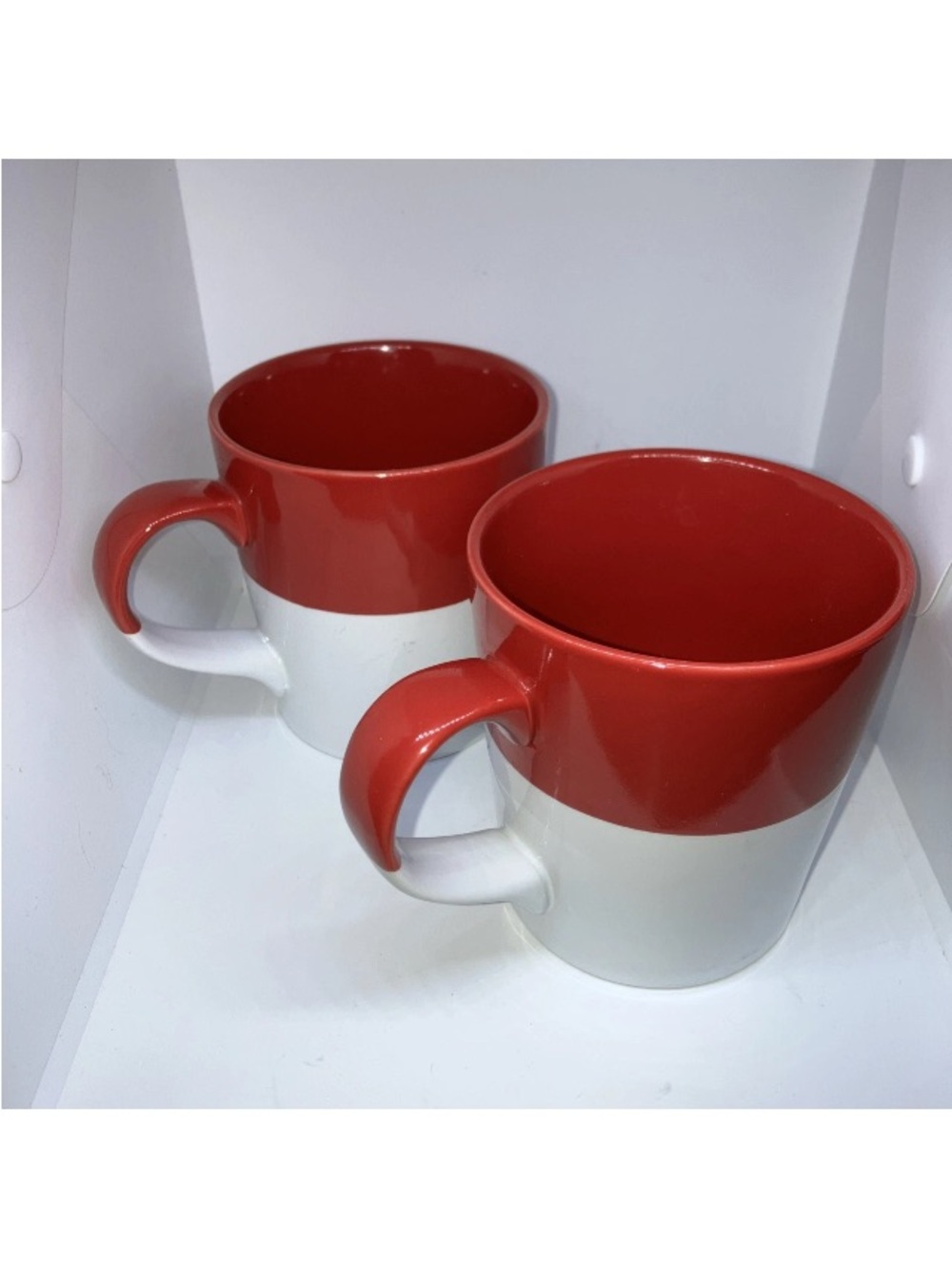SET OF 2 Crate & Barrel Ceramic Coffee Mugs Red White Dipped Glaze 14oz Holidays - Picture 10 of 16